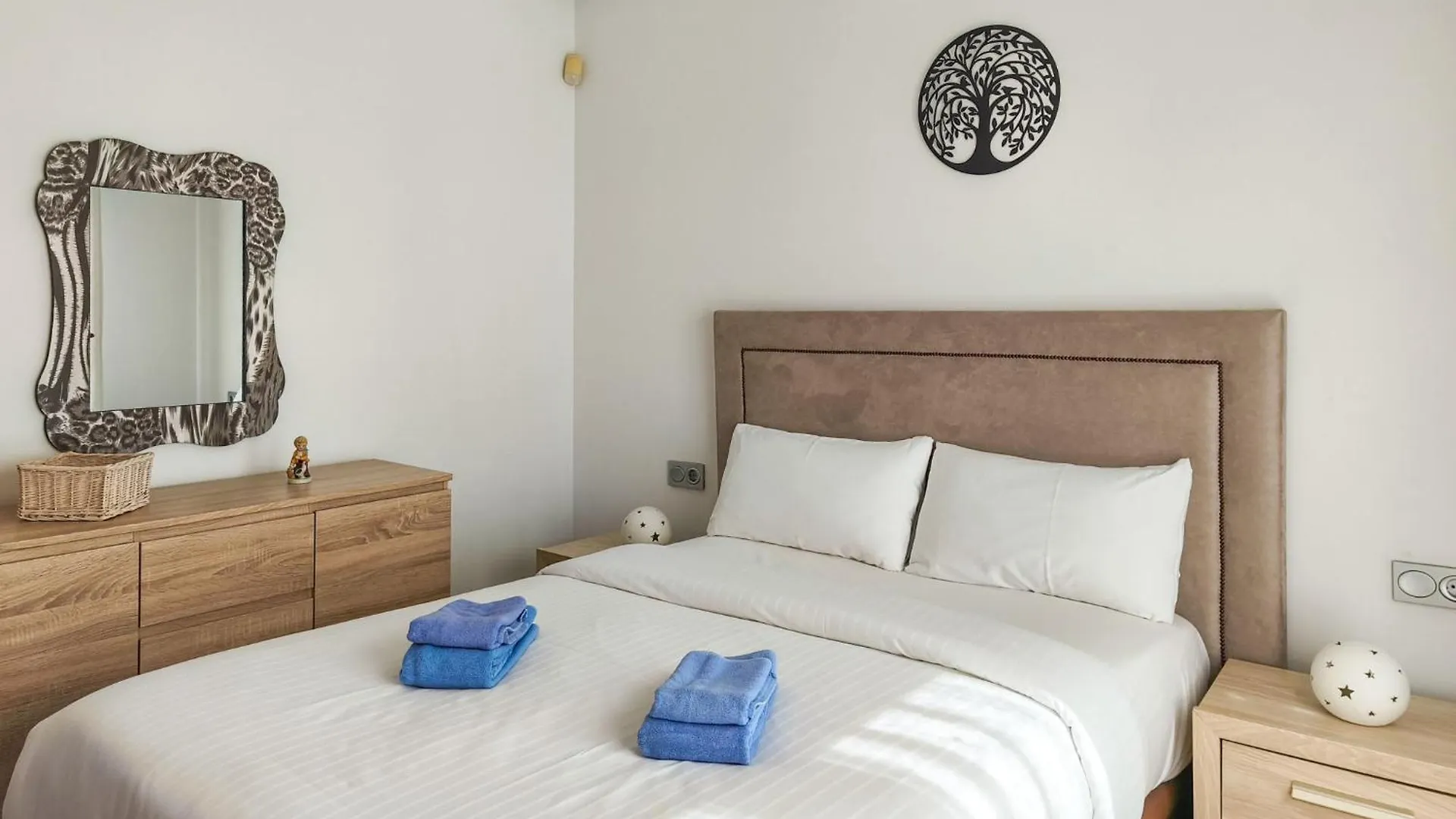 Apartment Malaga Pacifico By Interhome