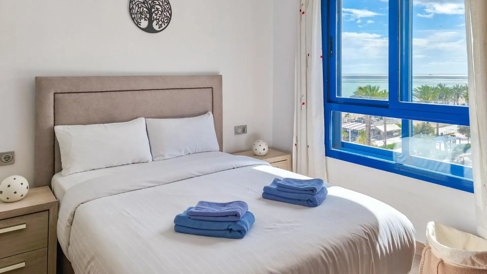 Apartment Malaga Pacifico By Interhome